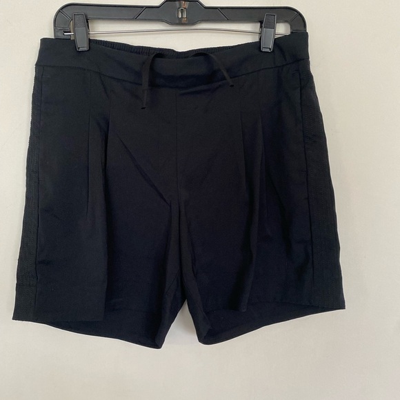 Nike ladies, small pro golf shorts DRI-FIT - Picture 1 of 7